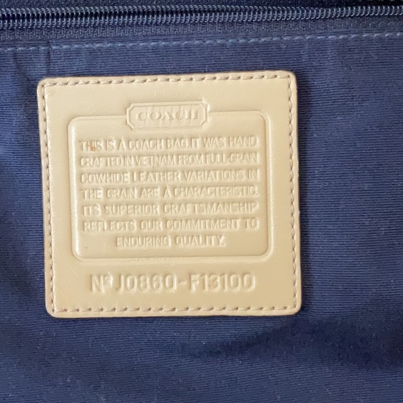 Leather Coach bag - Picture 3 of 3